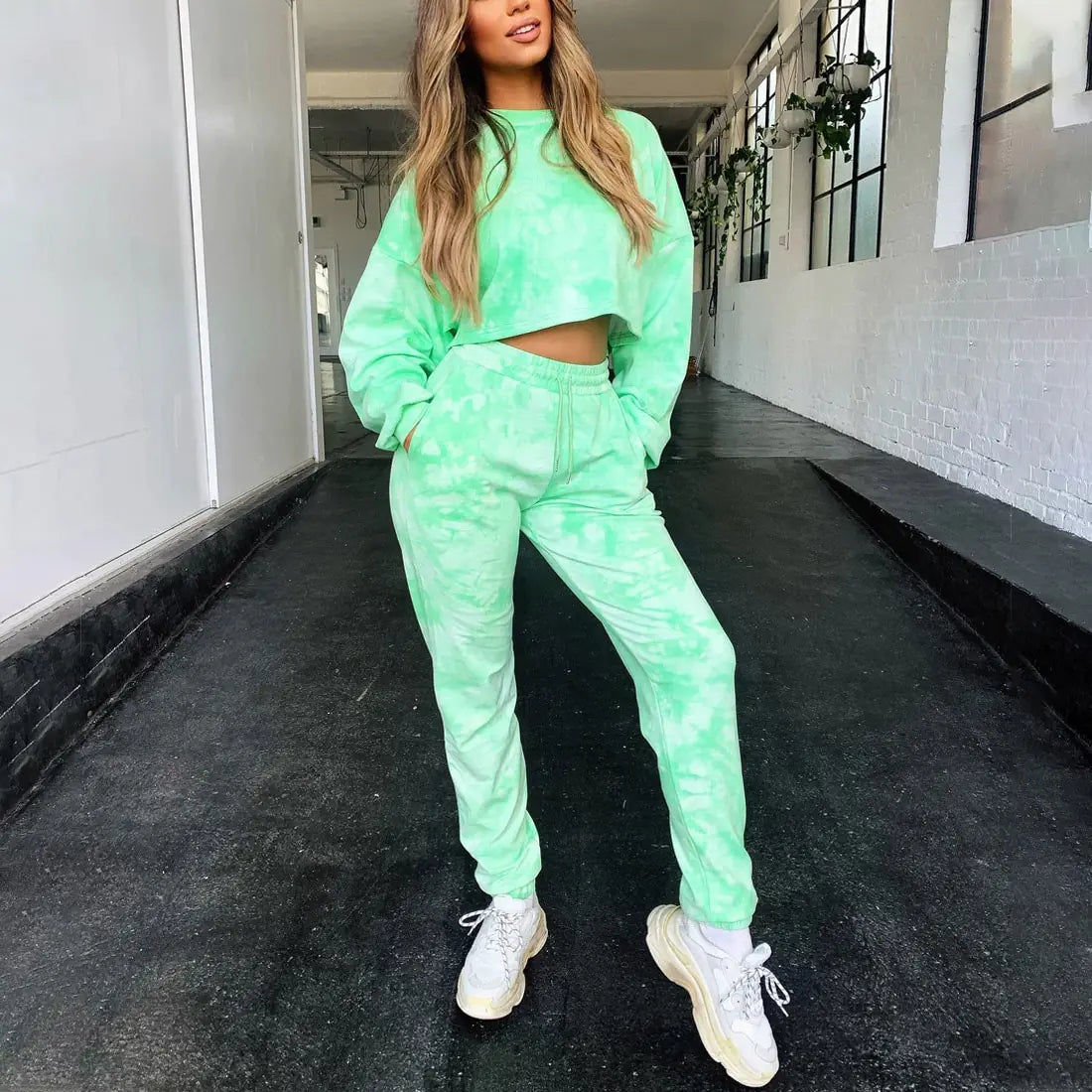 Short Hoodie Women's Fashion Tie-Dye Sports Set